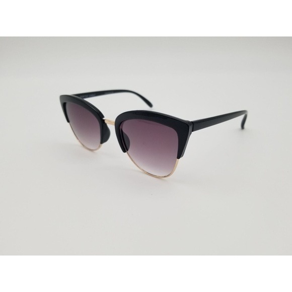Foster Grant Accessories - Foster Grant Women's Black Browline J10 Sunglasses B - Preowned